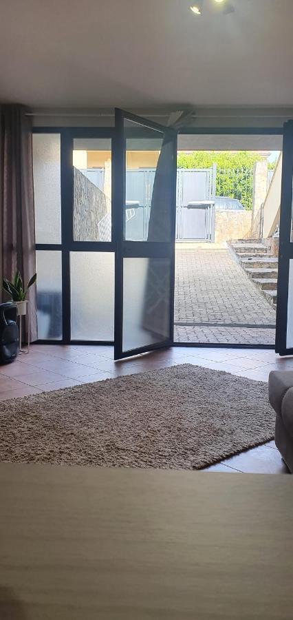 Casa Vacanza A 11 Km Dall'Aeroporto Di Palermo 卡里尼 外观 照片