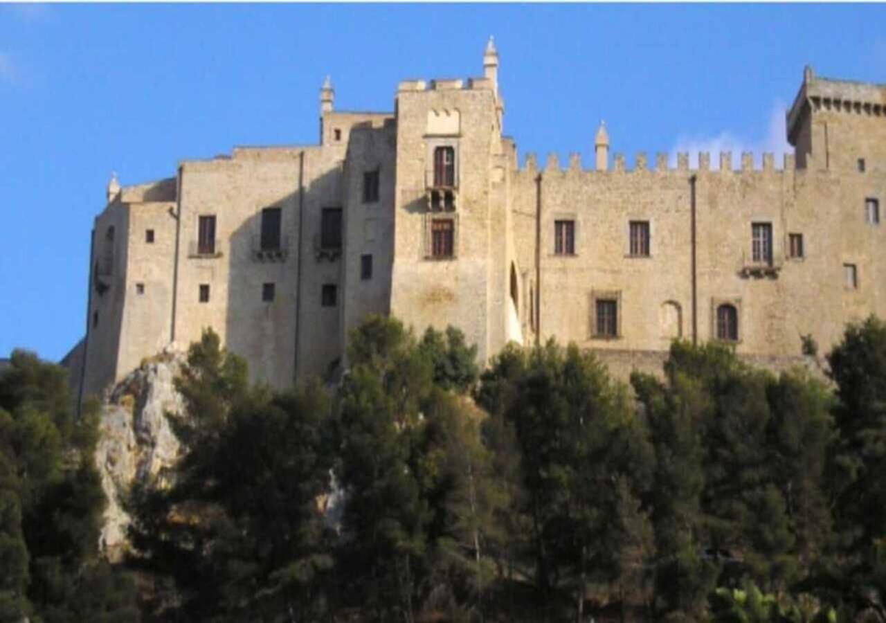Casa Vacanza A 11 Km Dall'Aeroporto Di Palermo 卡里尼 外观 照片